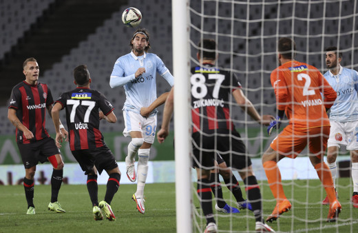 Fatih Karagümrük konuk ettiği Başakşehir'i mağlup etti