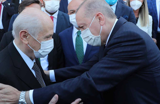 Ahmet Taşgetiren: Erdoğan ve Bahçeli arabalarına benzin doldurmuyor ev kirası vermiyor