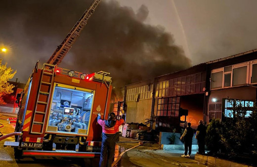 Ümraniye İMES Sanayi Sitesi’nde korkutan yangın