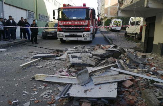 Avcılar'da bir evde patlama oldu! 1 kişi yaralandı