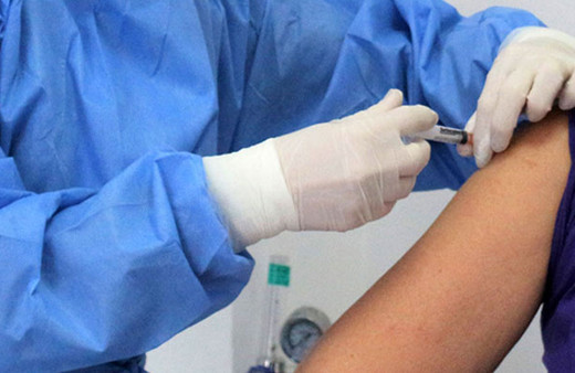 KKTC'de en az iki doz aşı yaptırmayanlar kapalı alanlara alınmayacak