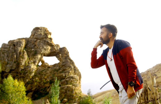 Hakkari'de bu kayayı görenler telefona sarıldı! İlginç ve gizemli