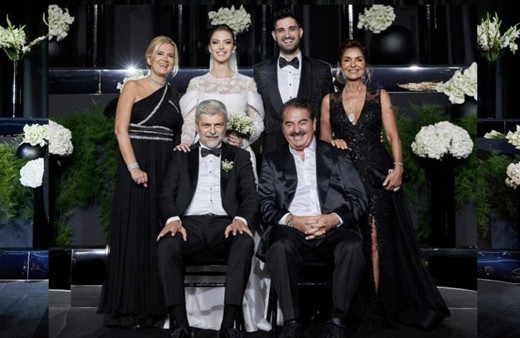 İdo Tatlıses düğününde aile pozu olay oldu annesi Derya Tuna yıktı