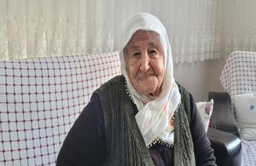 106 yaşında koronavirüsü yendi! "Sağlığımı aşıya borçluyum"