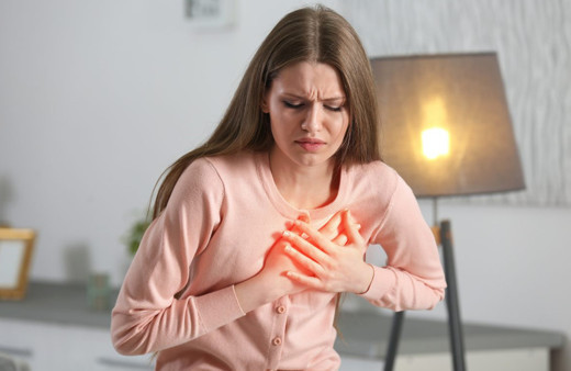 Koronavirüs aşısının kalp spazmı yaptığı iddiası çürüdü