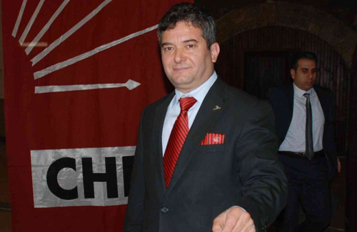 Yarı çıplak kadın fotoğrafı başını yaktı! CHP Tire İlçe Başkanına büyük şok