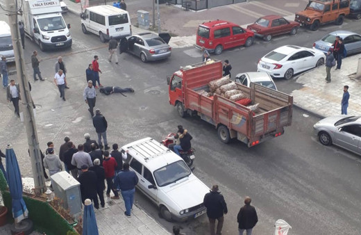 Çorum'da İki kardeş sokakta çatıştı biri öldü diğeri yaralandı