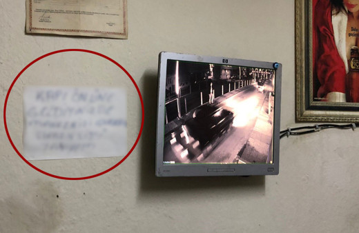 Kurmar oynamaya gelenlere ilginç uyarı! 'Maskeyi çıkarın, sizi tanıyayım'