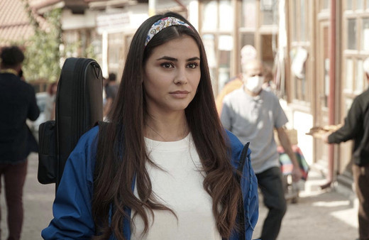 Gönül Dağı Asuman kim oynuyor gerçek adı nedir?