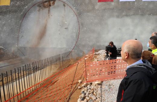 Dev projede ışık göründü Bakan Adil Karaismailoğlu duyurdu: 14 saatten 3,5 saate inecek