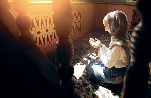 Adetli kadın kandil gecesi ne yapmalı Diyanet adetken okunacak dualar