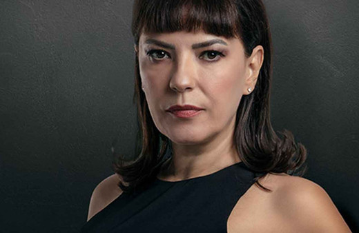 Yeşim Salkım Twitter'da ağzını bozdu: S..arım pandeminize, aşınıza...