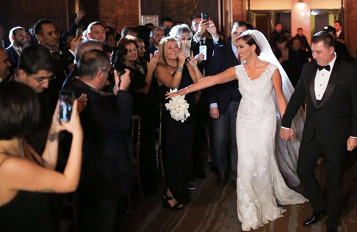 Hande Fırat eşleri kimdir kızı Nehir'in babası ilk eşi kimdir?