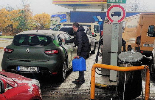 Almanlar, Çekya istasyonlarına akın etti