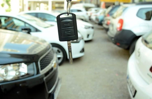 İkinci el online oto pazarında dikkat çeken değişim ilan sayısı azaldı fiyatlar yükseldi