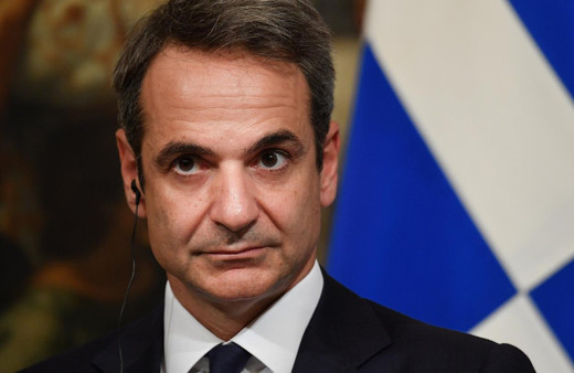 Eski Yunanistan Başbakanı Miçotakis korona oldu