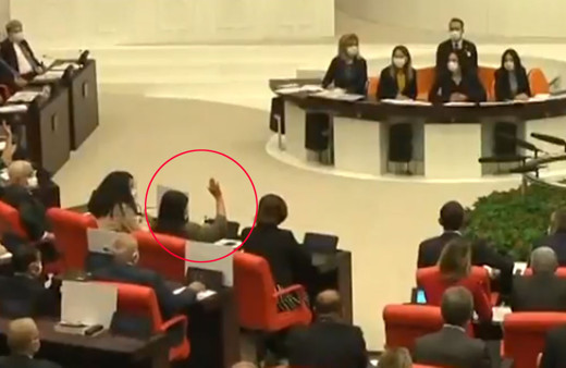 HDP'li Pervin Buldan'ın tezkere oylamasında zor anları! Yanlışlıkla evet dedi