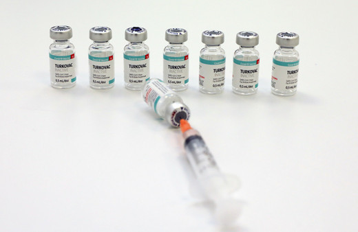 Yerli koronavirüs aşısı Turkovac'ın 3'üncü dozunda antikor düzeyi 6 kat artıyor