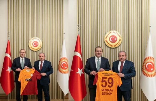 Galatasaray Başkanı Burak Elmas TBMM Başkanı Şentop’u ziyaret etti