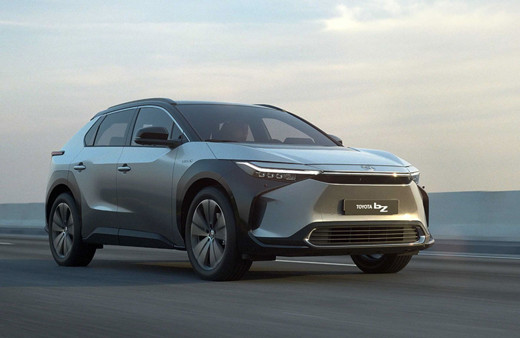 Toyota elektrikli aracı bZ4X'i tanıttı batarya performansı ve menzili dikkat çekti