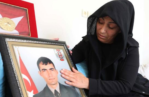 Silah arkadaşının başından vurduğu askere 6 ay sonra şehitlik unvanı verildi