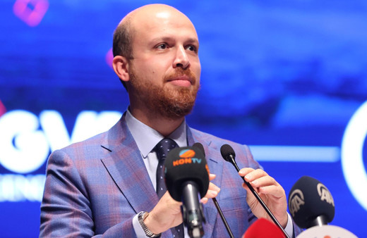 Bilal Erdoğan: Türkiye'nin büyük zenginleri, plazalarında  neden bir başörtülününün asla çalışamadığının hesabını versin