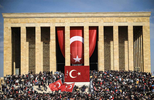 Anıtkabir 30 Ağustos'ta 350 bini aşkın ziyaretçiyi ağırladı