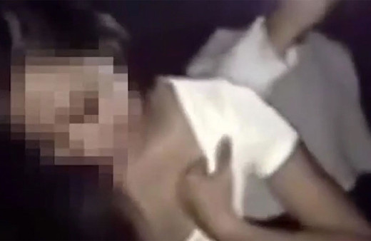 Gelin düğün salonunda barmenle basıldı! O anlar kameraya yakalandı