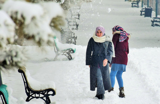 Yarın hava daha da soğuyacak kar geliyor Meteoroloji profesörü haberi verdi