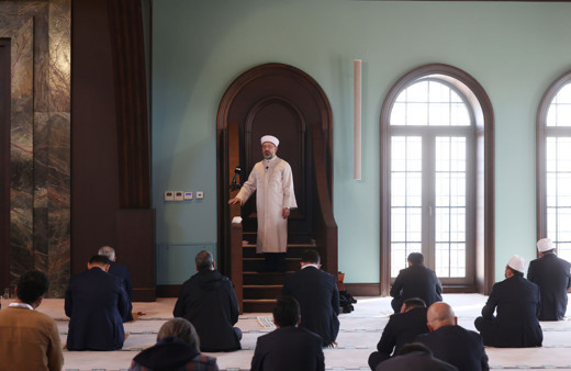 Cumhurbaşkanı Erdoğan Türk Konseyi liderleriyle cuma namazı kıldı