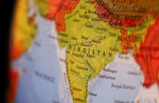 Hindistan’ın başkentinde hava kirliliği nedeniyle okullar ve kömür santralleri kapatıldı