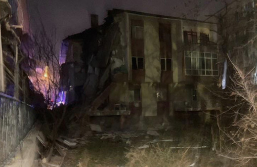 Ankara'da 3 katlı binada patlama sonrası göçük meydana geldi 2 ölü 4 yaralı