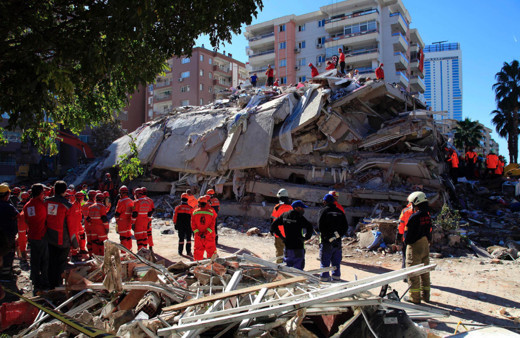 Rıza Bey apartmanı davasında kavga çıktı 36 kişiye mezar olmuştu