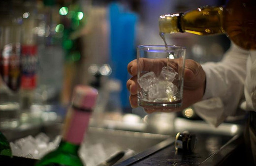 Bir yılda 3 milyon insan alkol nedeniyle öldü