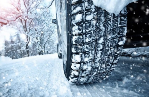 4 mevsimlik lastik nedir kış lastiği yerine geçer mi 2021 fiyatı ne kadar?