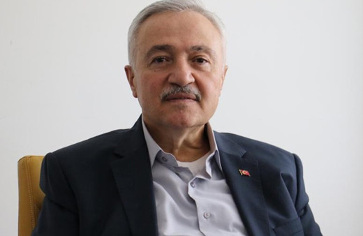 AK Parti Milletvekili Zülfü Demirbağ olay oldu : 'Eti gramla sebzeyi taneyle alın'