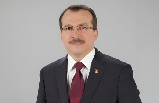 AK Partili Uğur Aydemir: Aylarca soğan ekmek yiyeceğiz ama kimseye taviz vermeyeceğiz