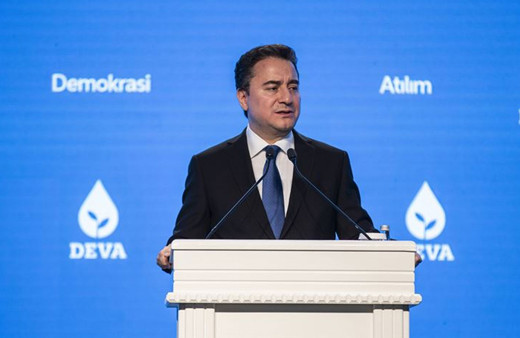 Ali Babacan: Zengin daha zengin, fakir daha fakir oluyor!