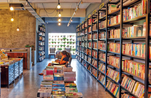 Döviz fırladı yayıncılar zorda! Kitap üretmek artık çok zor zamlar üç katına çıkacak!