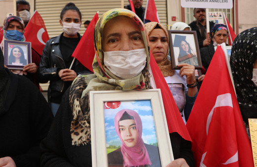 Annelerden HDP ve PKK'ya tepki: Kadının ne işi var dağda?