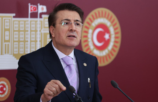 AK Partili İbrahim Aydemir: İstasyonlardaki kuyruk benzin zammından değil, araç sayısı fazla