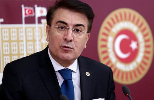 AK Partili İbrahim Aydemir: İstasyonlardaki kuyruk benzin zammından değil, araç sayısı fazla