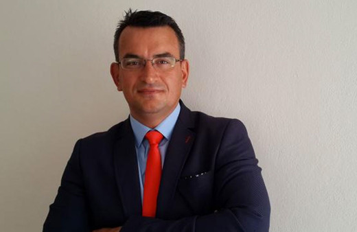 DEVA Partili Metin Gürcan Türk askerlerine çuval geçiren ABD'li askerlere çay ikram etmiş