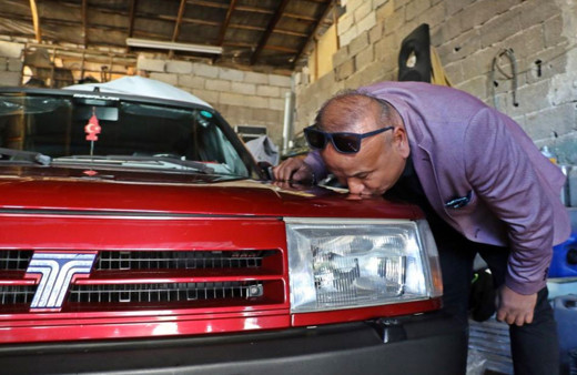 Vasiyetini çiğneyip 130 bine sattığı 1994 model Doğan'ı yeniden satın aldı aracı öptü ilk sözü bu oldu