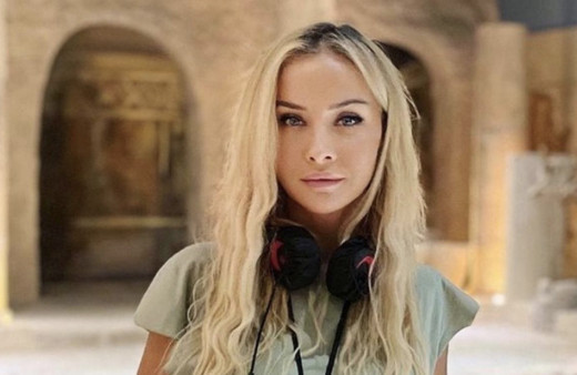 Ece Ergönenç eşi kimdir evli mi Ece Ergönenç kitapları