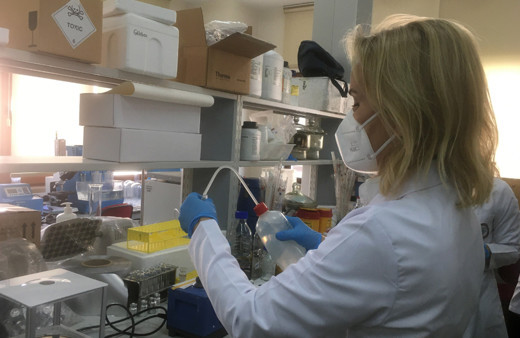 Türk bilim insanlarının koronavirüse karşı ürettiği ilaç son aşamada