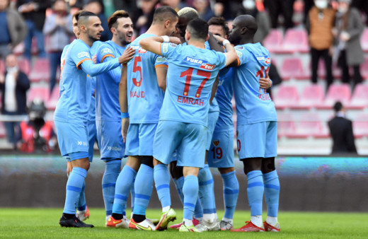 Kayserispor ilk 16 dakikada istediğini aldı Antalyaspor'u evine boş gönderdi