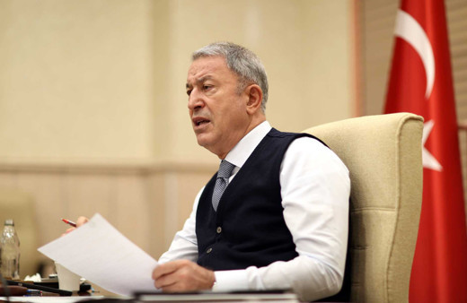 Bakan Akar'dan tahıl sevkiyatı görüşmesi