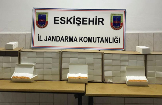 Tütün dükkânında 50 bin adet kaçak makaron ele geçirildi