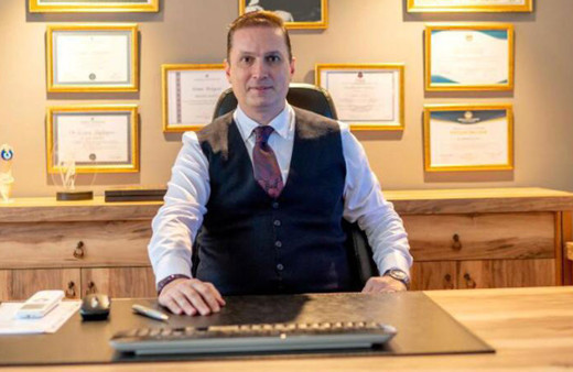 Bir ünlünün takipçi listesinde yer alıyorsanız dikkat! Avukat Melih Saatçı uyardı